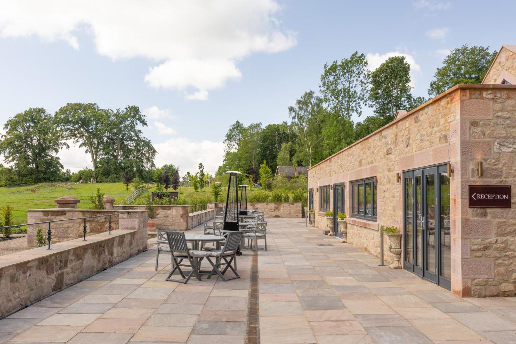 The Tempus At Charlton Hall Estate Hotel Alnwick Exterior foto